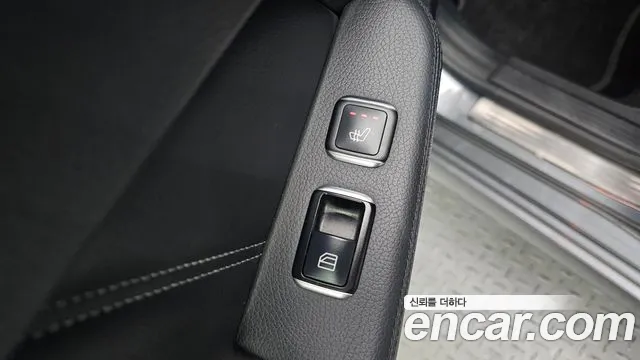 Mercedes-Benz E-Class 2016 — фото 18