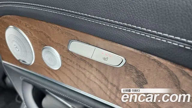 Mercedes-Benz E-Class 2020 — фото 18