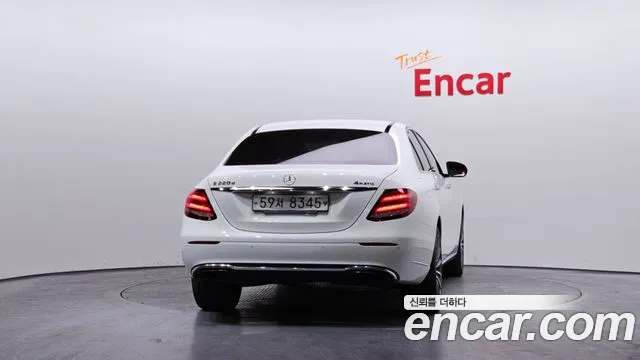 Mercedes-Benz E-Class 2017 — фото 4