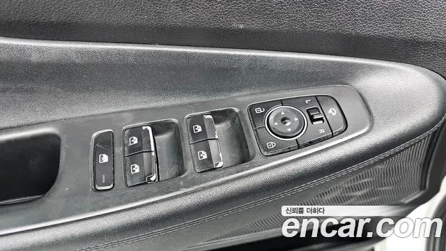 Hyundai Santafe 2021 — фото 18
