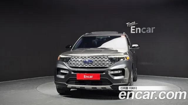 Ford Explorer 2020 — фото 3