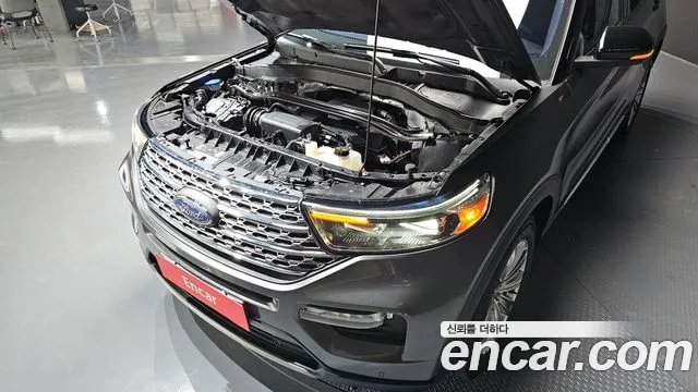 Ford Explorer 2020 — фото 6