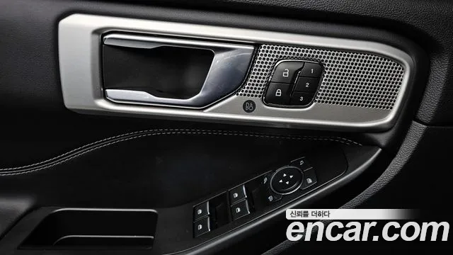 Ford Explorer 2020 — фото 12