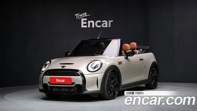 Mini Cooper Convertible 2022 — фото 1