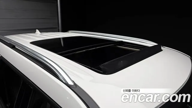 Ford Explorer 2022 — фото 19