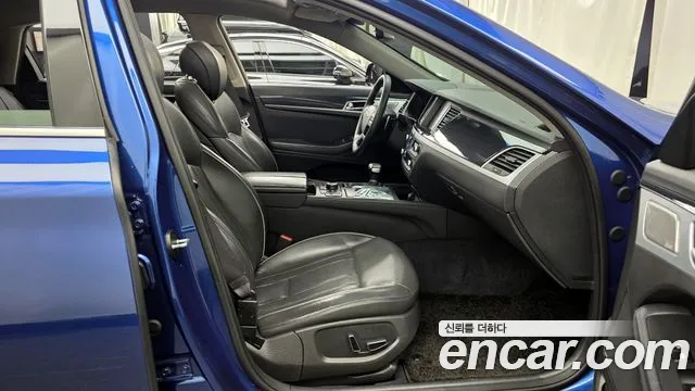 Hyundai Genesis 2015 — фото 11