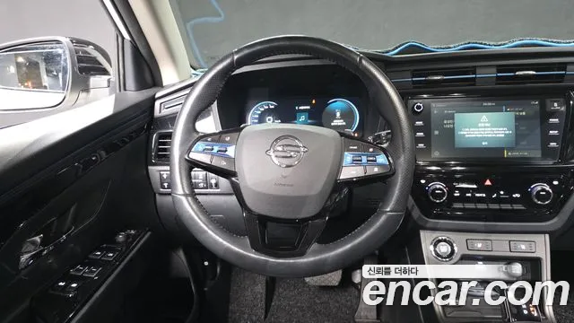 KG_Mobility_Ssangyong KORANDO 2022 — фото 13