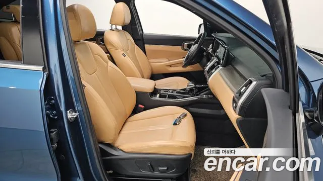 Kia Sorento 2022 — фото 11