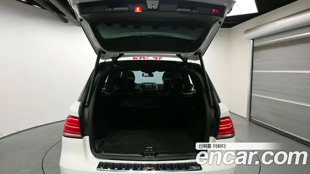 Mercedes-Benz GLE-Class 2016 — фото 20