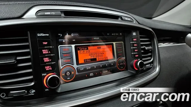 Kia Sorento 2016 — фото 16