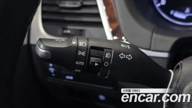 Hyundai Genesis 2016 — фото 17