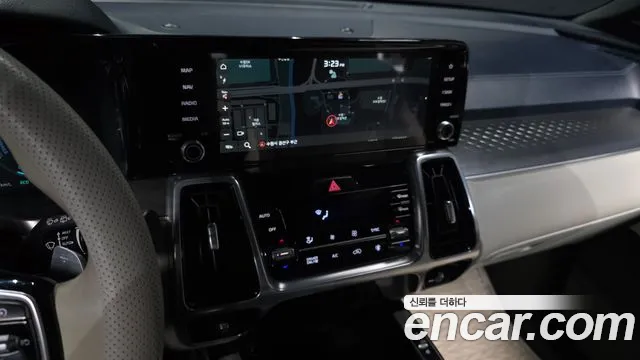 Kia Sorento 2022 — фото 14