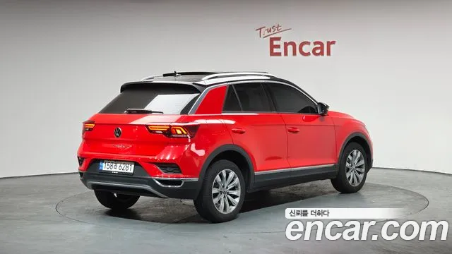 Volkswagen T-Roc 2022 — фото 2