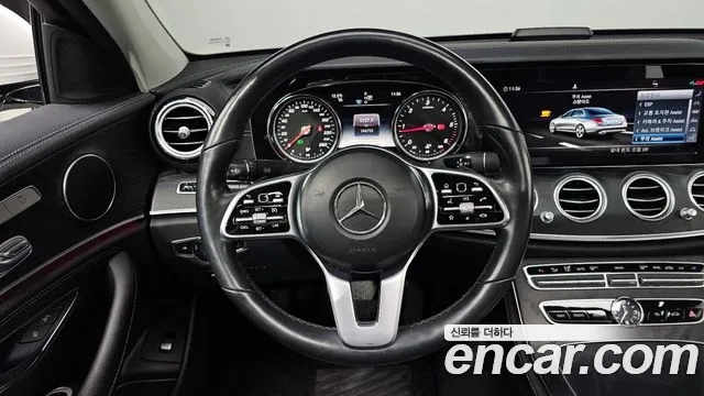 Mercedes-Benz E-Class 2020 — фото 13