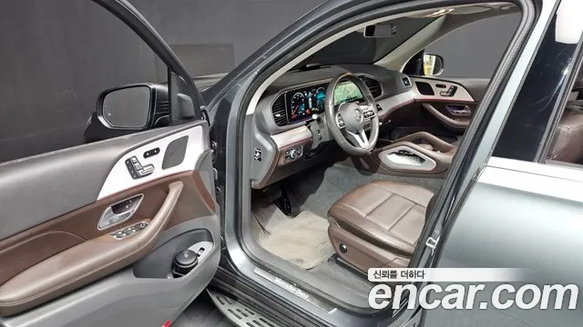 Mercedes-Benz GLE-Class 2020 — фото 10