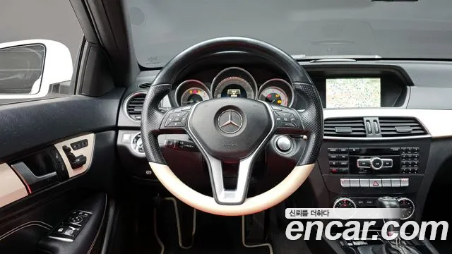 Mercedes-Benz C-Class 2015 — фото 13