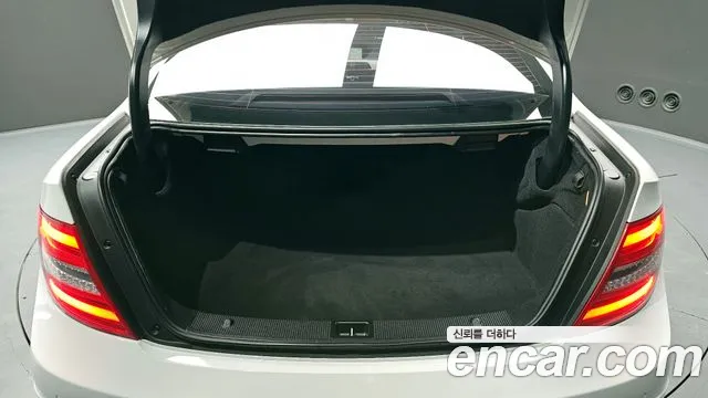 Mercedes-Benz C-Class 2015 — фото 20