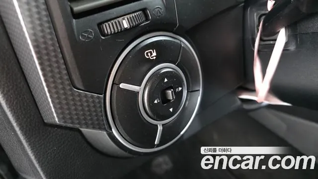 KG_Mobility_Ssangyong KORANDO 2015 — фото 13