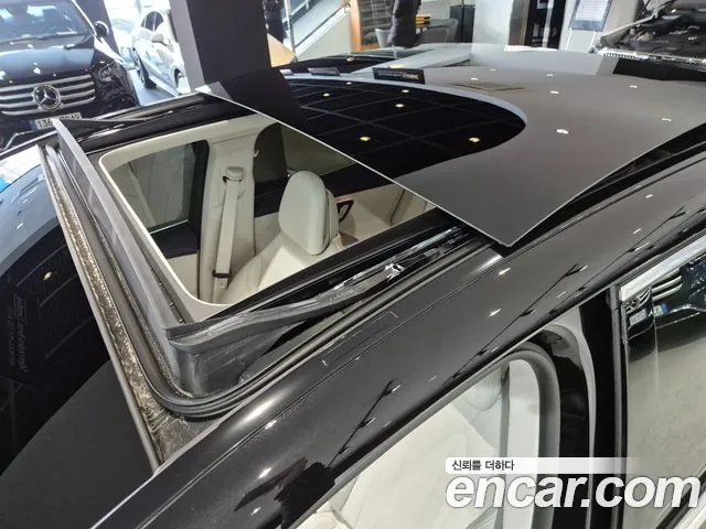 Mercedes-Benz EQE 2025 — фото 16