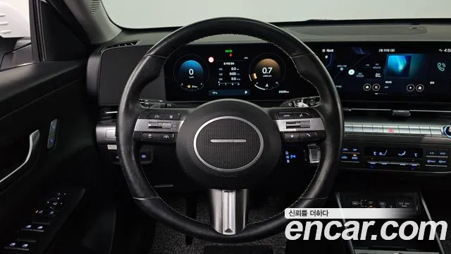Hyundai Kona 2023 — фото 12