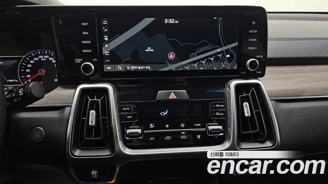 Kia Sorento 2022 — фото 16