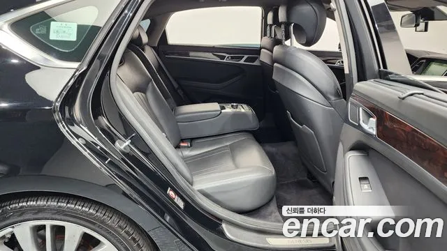 Hyundai Genesis 2016 — фото 12
