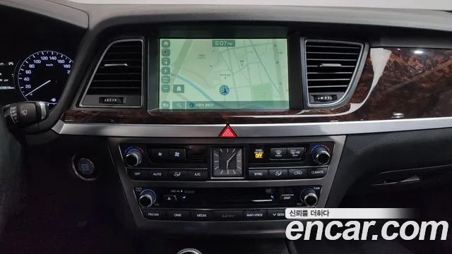 Hyundai Genesis 2016 — фото 15