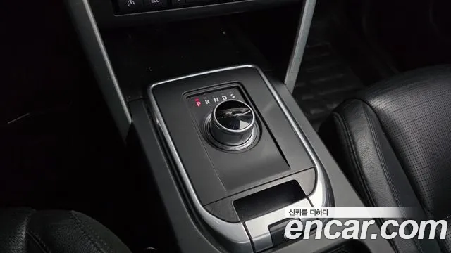 Land Rover Discovery Sport 2016 — фото 9