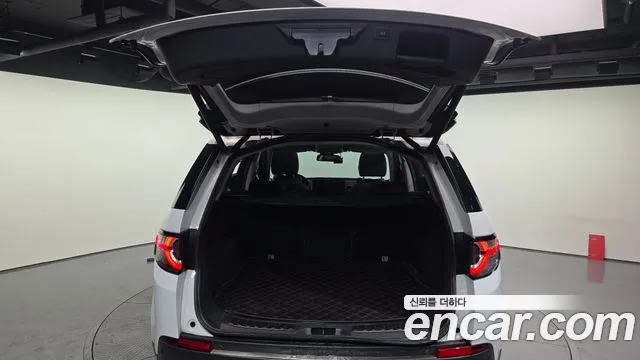 Land Rover Discovery Sport 2016 — фото 20