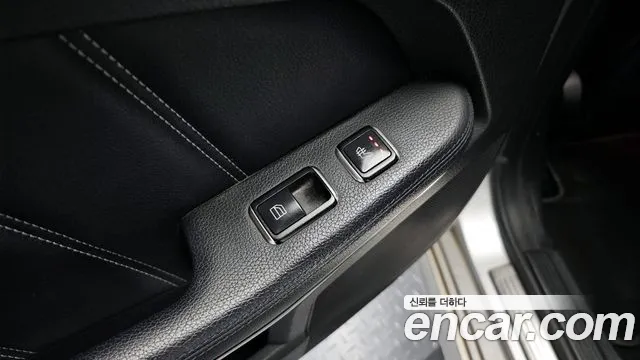Mercedes-Benz E-Class 2014 — фото 17