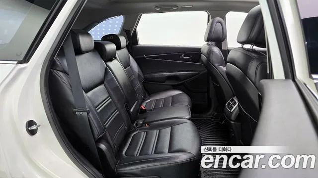 Kia Sorento 2016 — фото 12