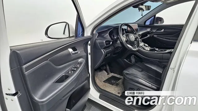 Hyundai Santafe 2021 — фото 10