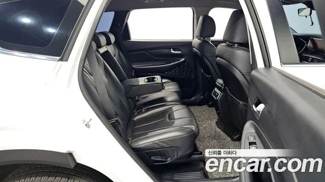 Hyundai Santafe 2021 — фото 11