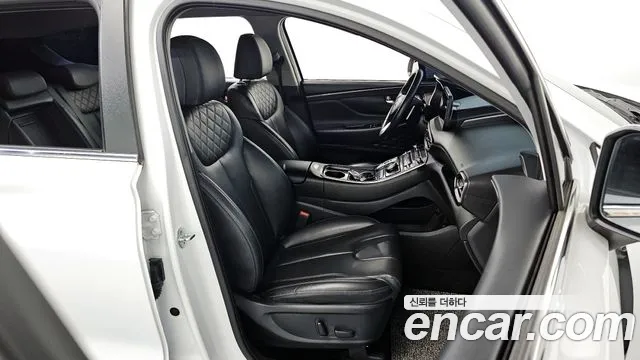 Hyundai Santafe 2021 — фото 12