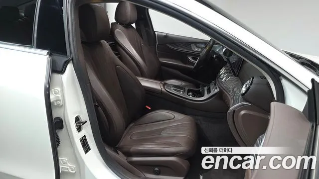 Mercedes-Benz CLS-Class 2021 — фото 10