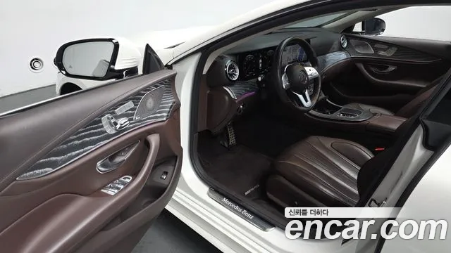 Mercedes-Benz CLS-Class 2021 — фото 11