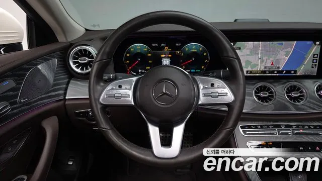 Mercedes-Benz CLS-Class 2021 — фото 13