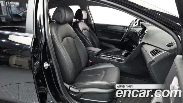 Hyundai Sonata 2017 — фото 10