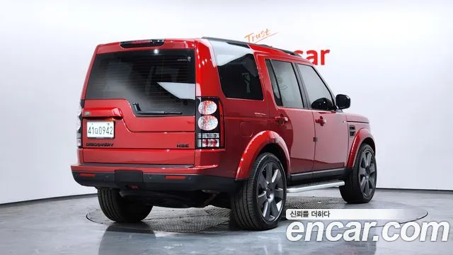 Land Rover Discovery 2016 — фото 2