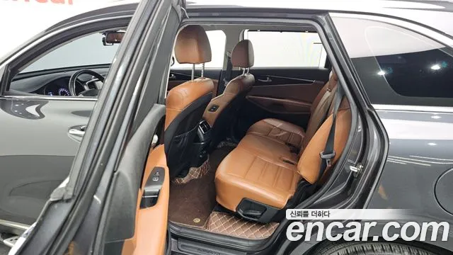 Kia Sorento 2018 — фото 12