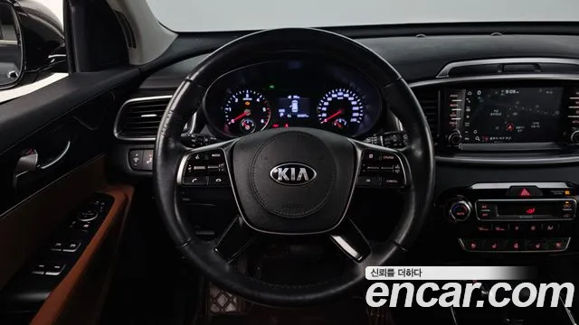 Kia Sorento 2018 — фото 13
