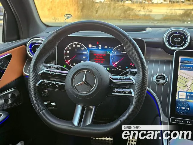 Mercedes-Benz GLC-Class 2023 — фото 9