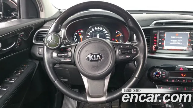 Kia Sorento 2016 — фото 13
