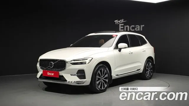 Volvo XC60 2025 — фото 1