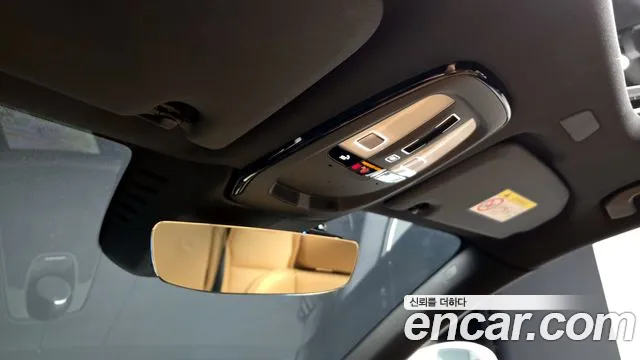 Volvo XC60 2025 — фото 18