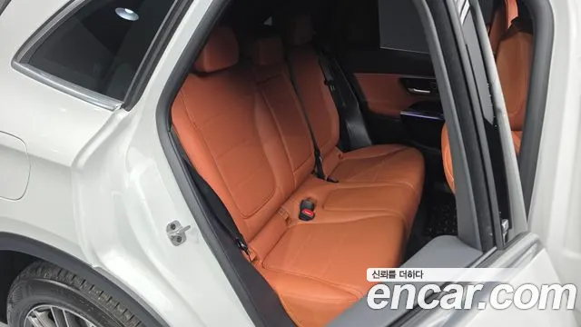 Mercedes-Benz GLC-Class 2025 — фото 12