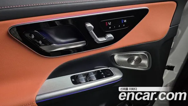 Mercedes-Benz GLC-Class 2025 — фото 18