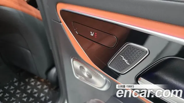 Mercedes-Benz GLC-Class 2025 — фото 19
