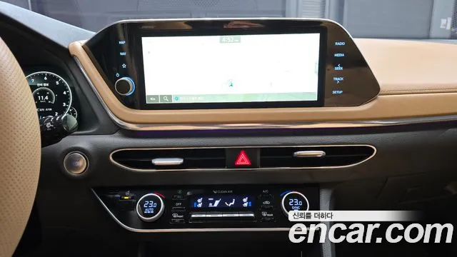 Hyundai Sonata 2020 — фото 16