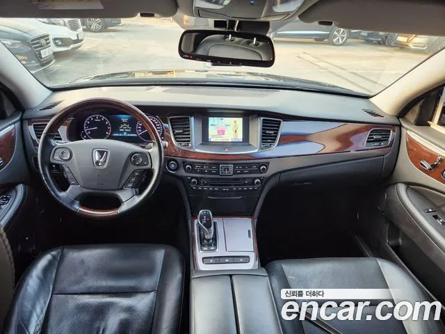 Hyundai Equus 2014 — фото 10